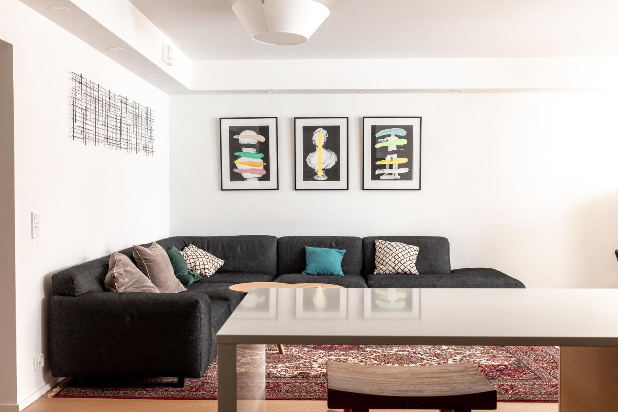 Appartement 2ndhomes Gorgeous And Modern 2br With Balcony *